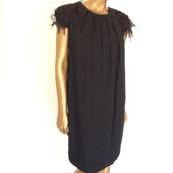 Giambattista Valli Dresses & Skirts - Giambattista Valli Black Dress Shoulder Details